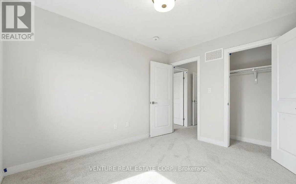 83 - 660 COLBORNE STREET W