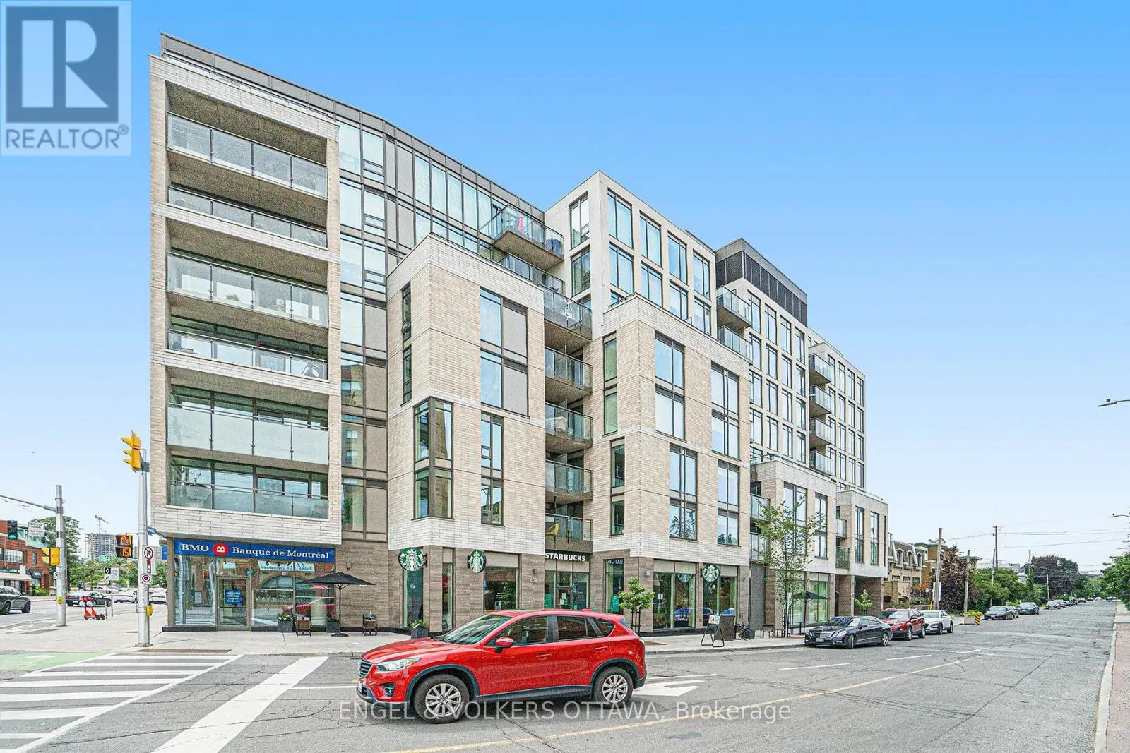 516 - 411 MACKAY STREET