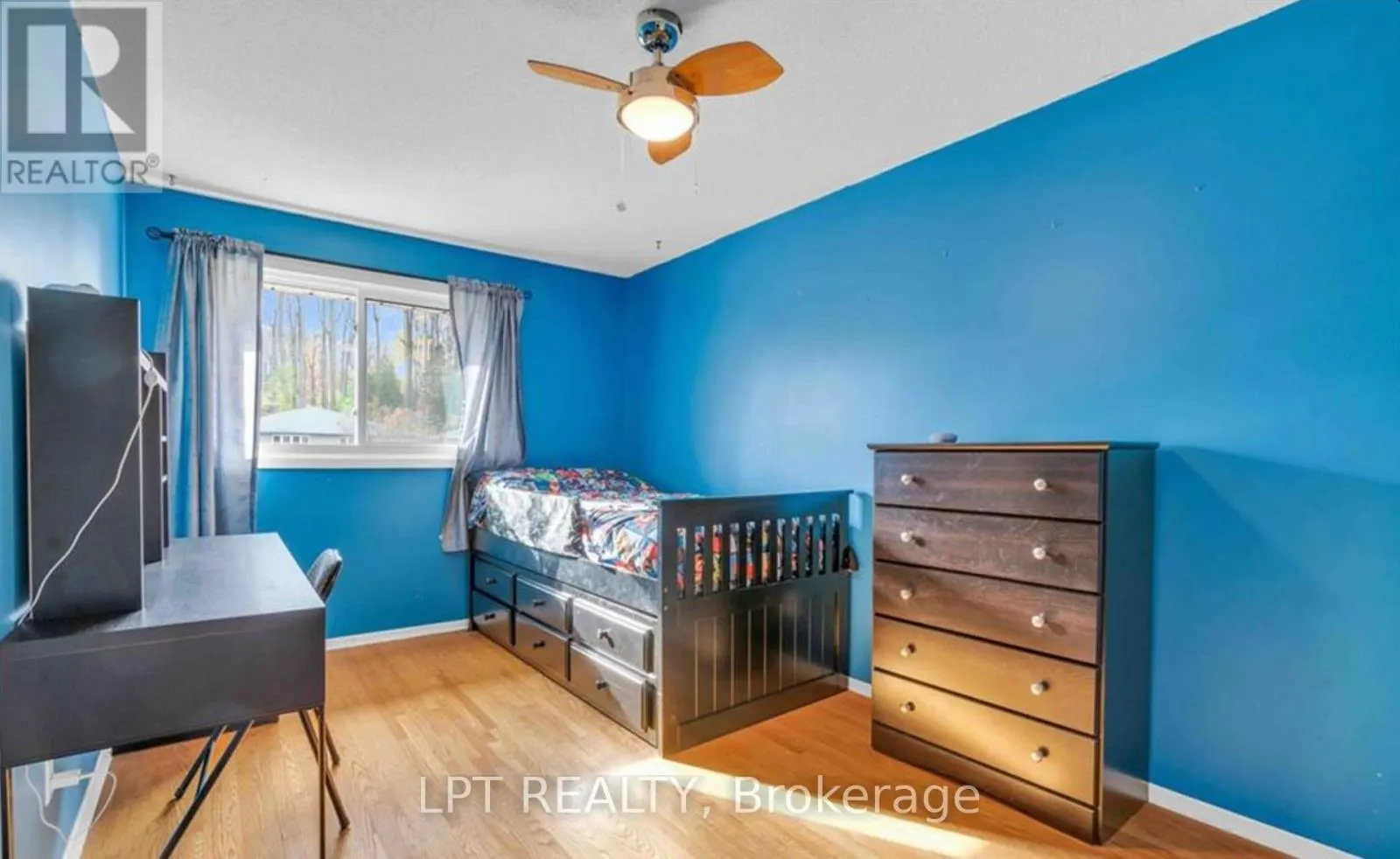 UPPER - 240 INGLESIDE PLACE