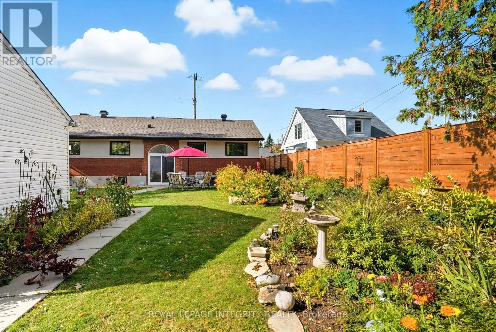 2461 ALTA VISTA DRIVE