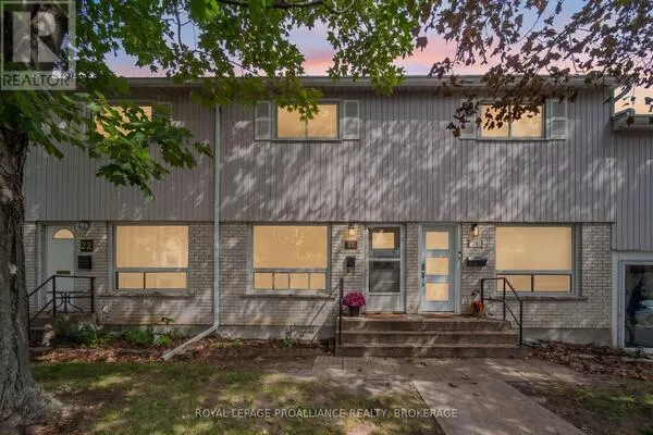 23 - 4427 BATH ROAD #23
