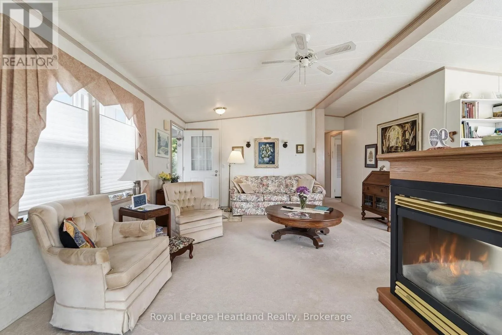 40 ALGONQUIN LANE
