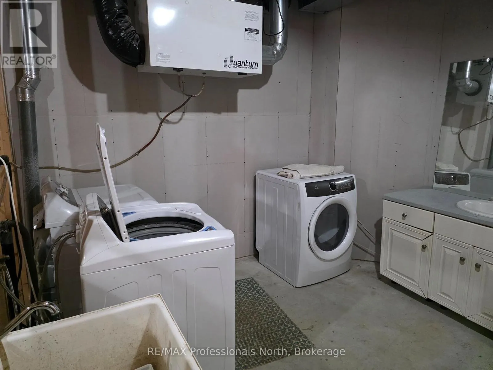 317 FALCON ROAD