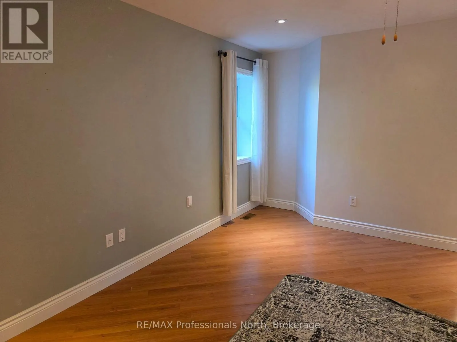 317 FALCON ROAD