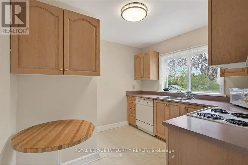 1442 CAVENDISH ROAD