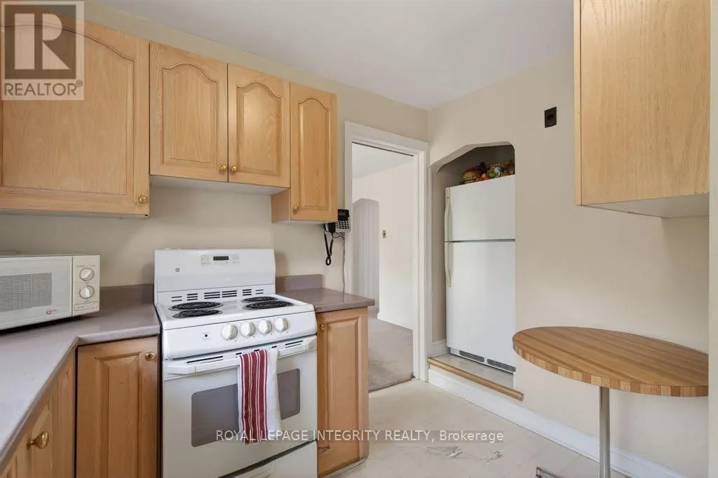 1442 CAVENDISH ROAD