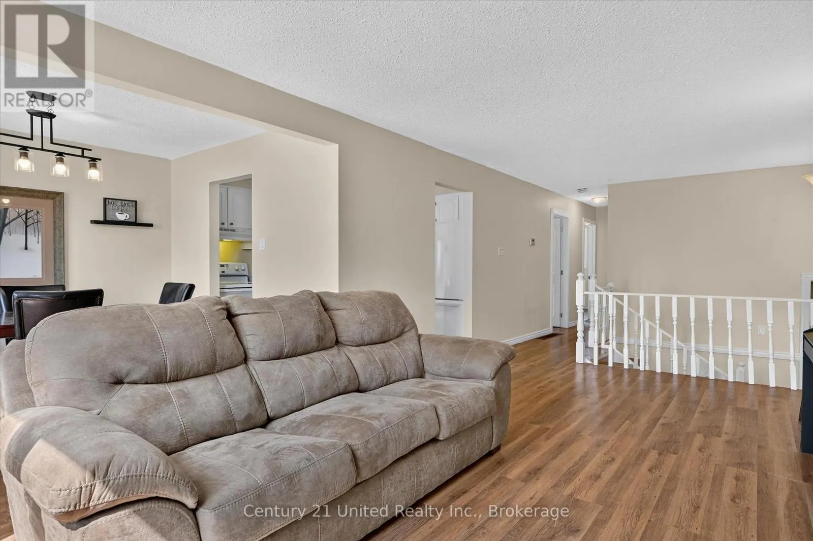 2110 SPRINGWOOD ROAD