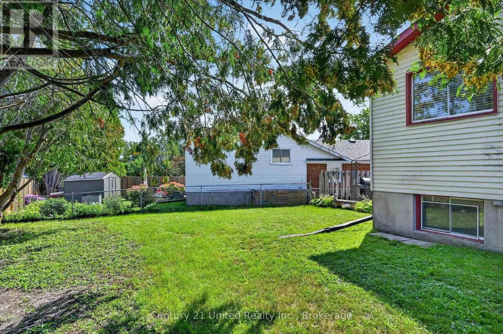2110 SPRINGWOOD ROAD