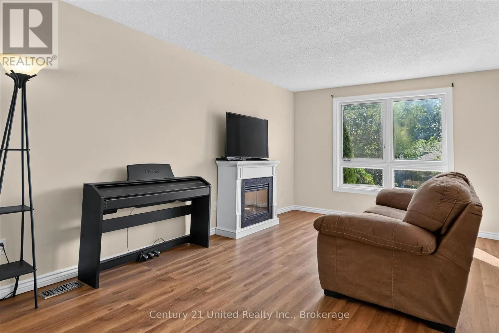 2110 SPRINGWOOD ROAD