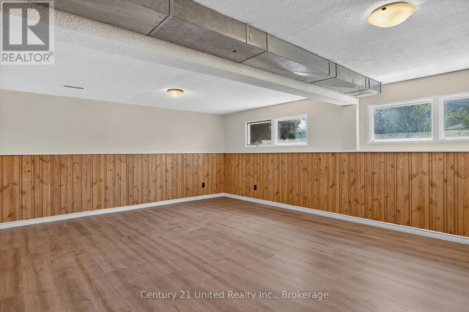 2110 SPRINGWOOD ROAD