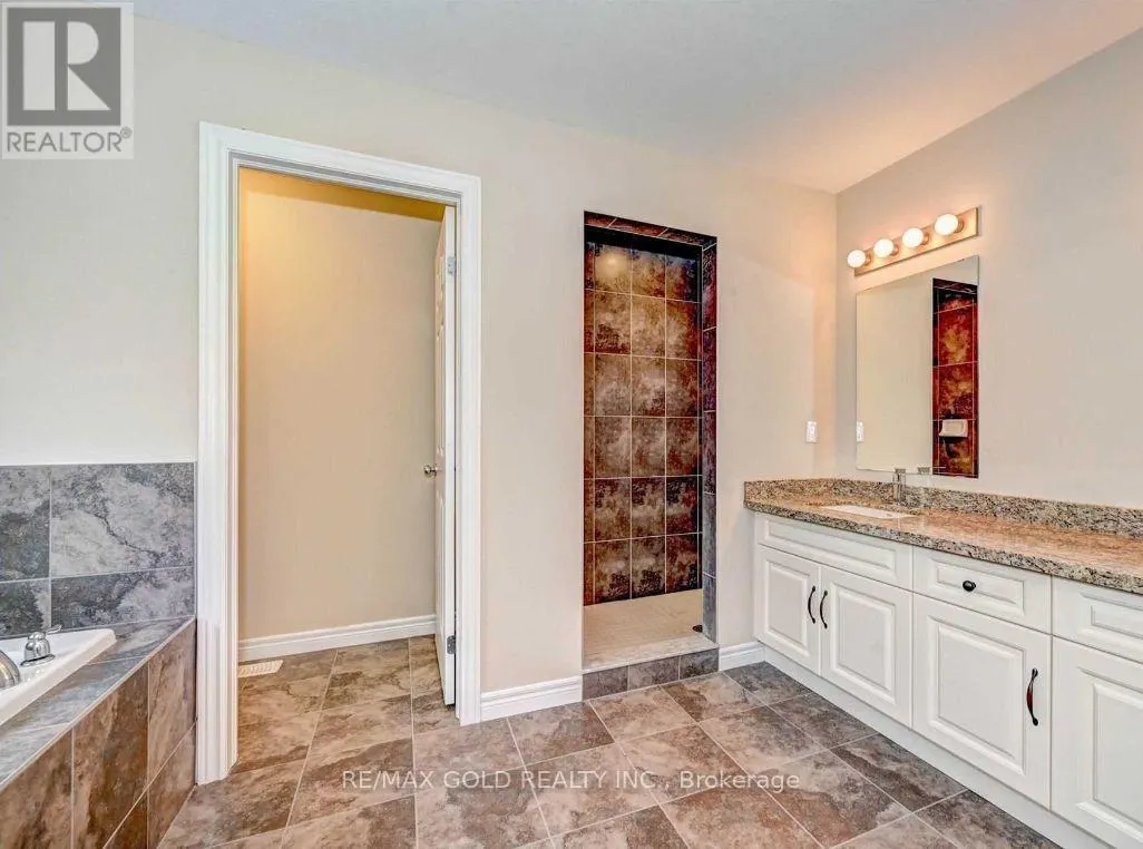 UPPER - 400 WILD CALLA STREET