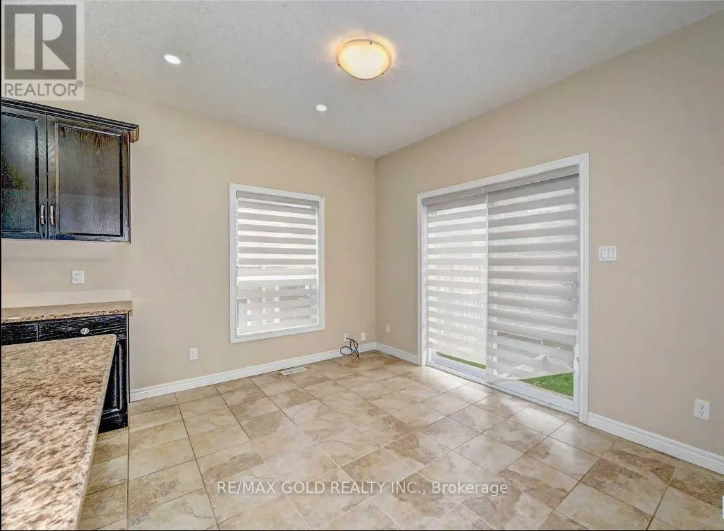UPPER - 400 WILD CALLA STREET