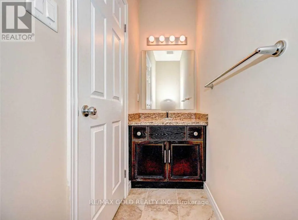 UPPER - 400 WILD CALLA STREET