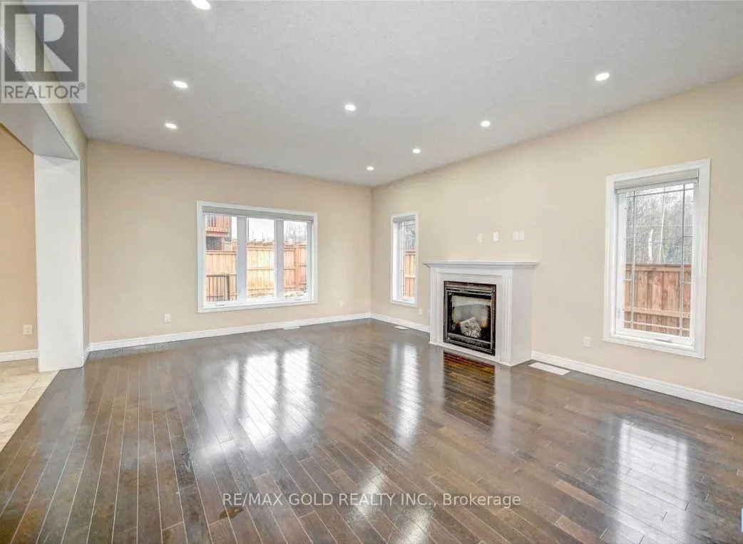 UPPER - 400 WILD CALLA STREET