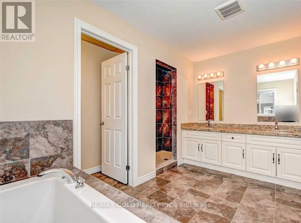 UPPER - 400 WILD CALLA STREET