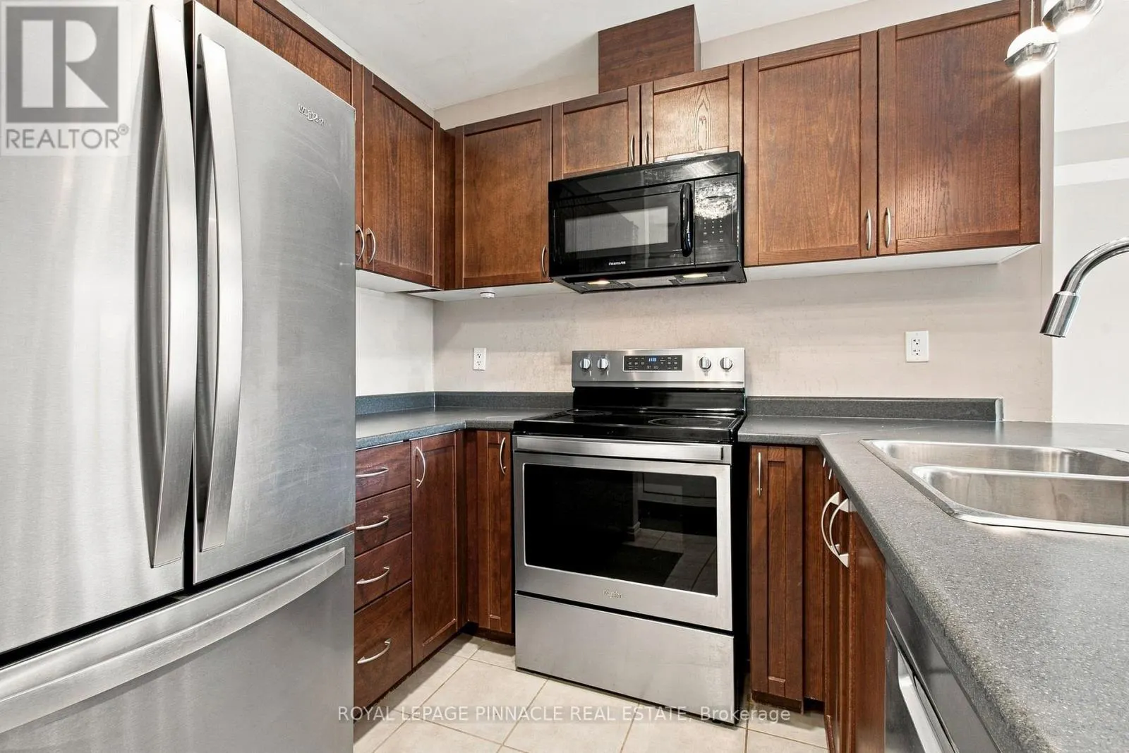 201 - 2 COLONIAL DRIVE