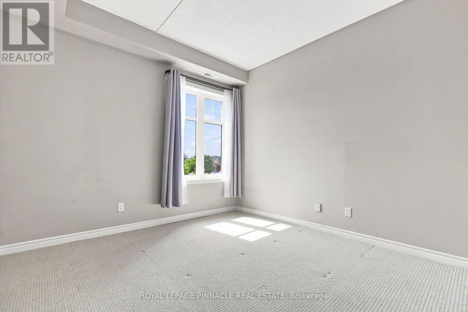 201 - 2 COLONIAL DRIVE