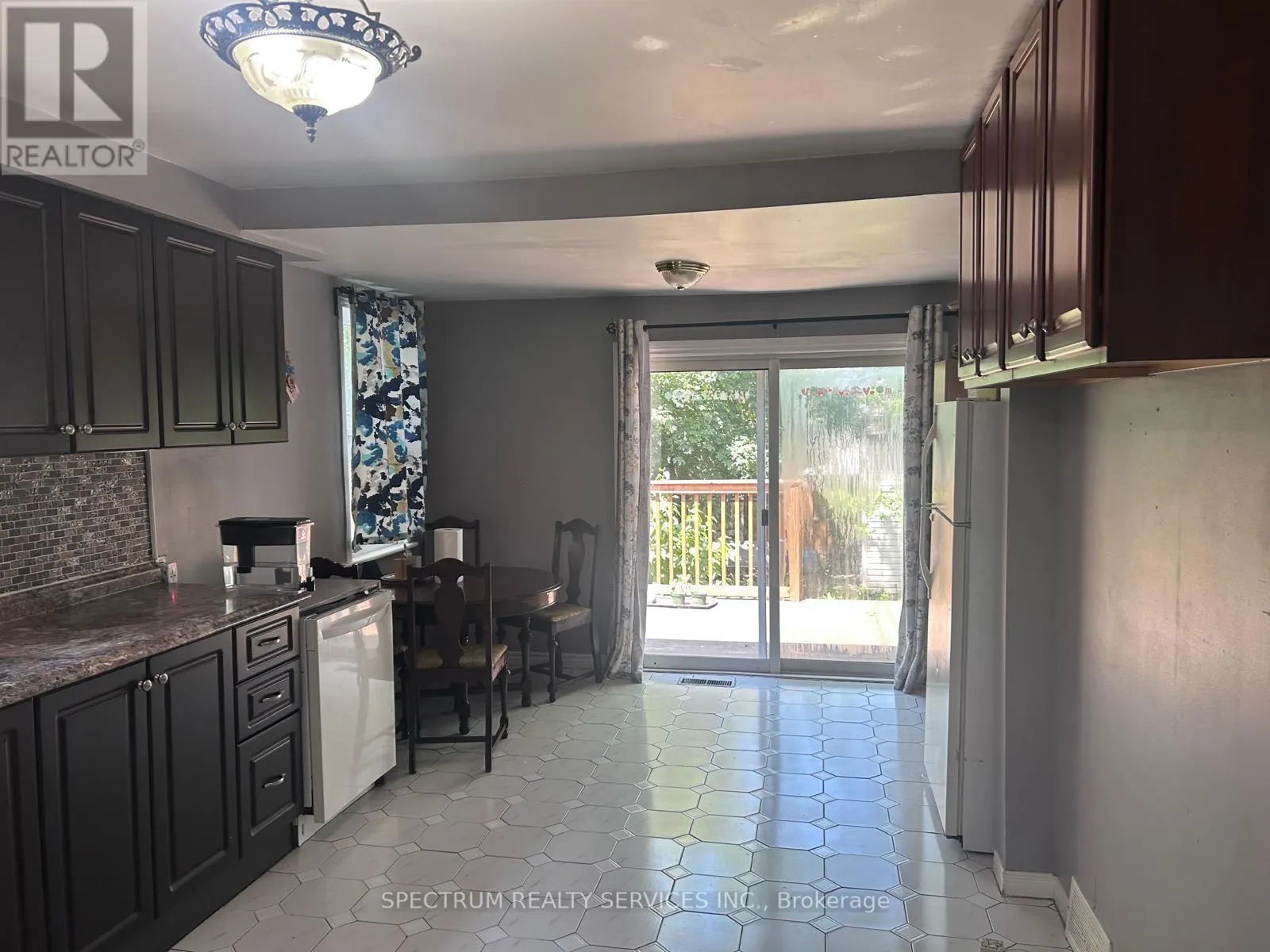 37 HOPE AVENUE