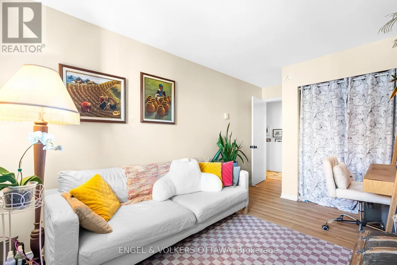 3 - 4 O'MEARA STREET