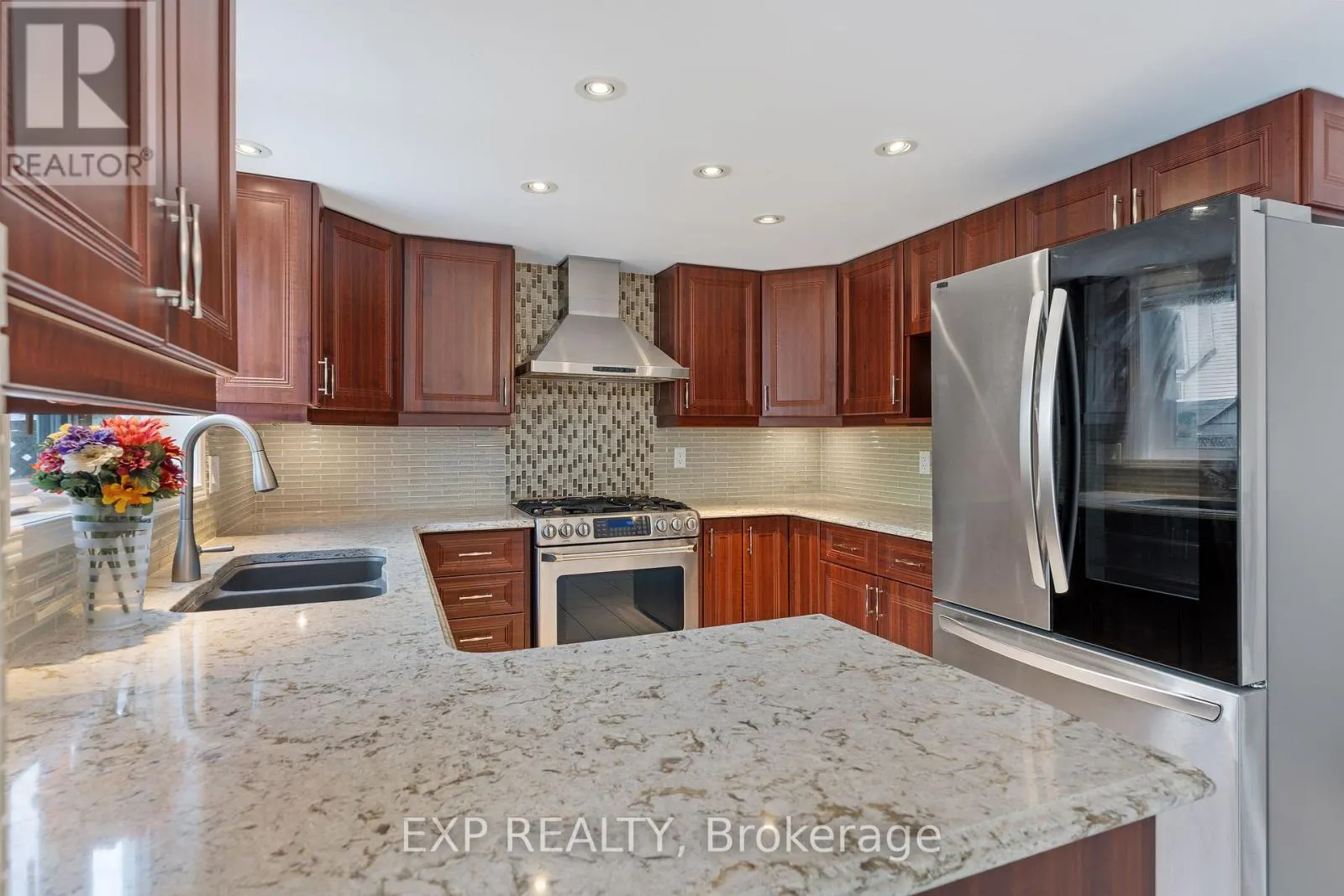 1552 BLOHM DRIVE