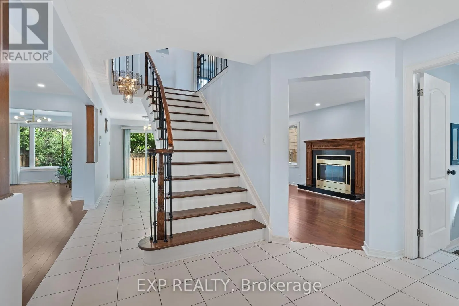 1552 BLOHM DRIVE