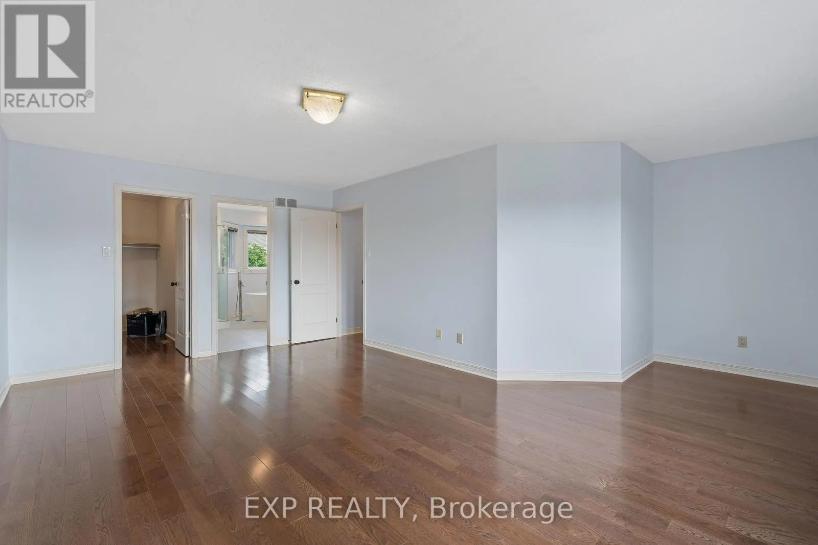 1552 BLOHM DRIVE