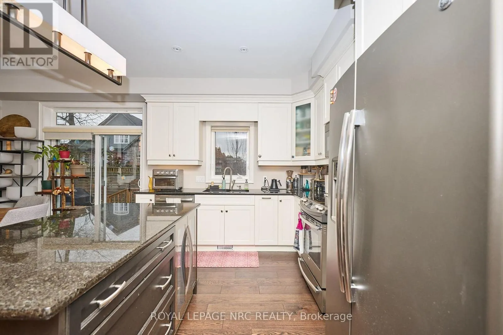 5 - 608 SIMCOE STREET #5