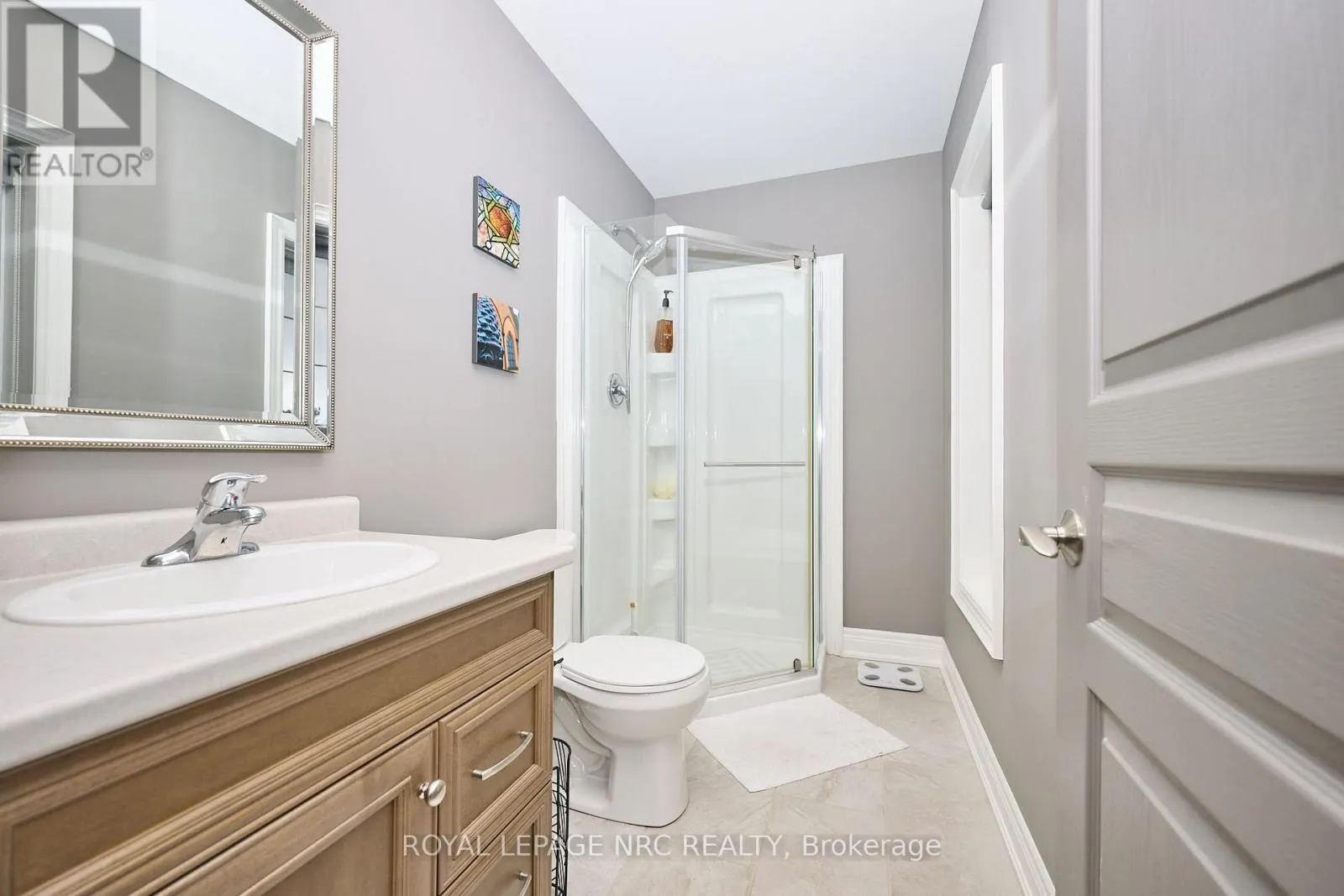 5 - 608 SIMCOE STREET #5