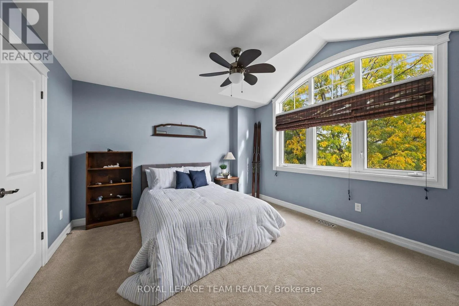 418 LOCKMASTER CRESCENT
