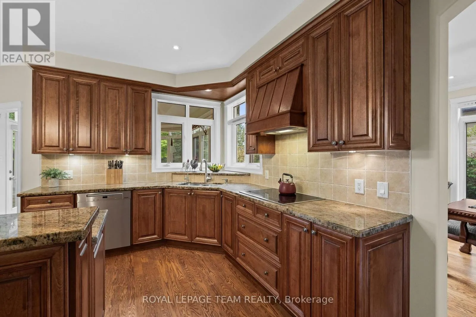 418 LOCKMASTER CRESCENT