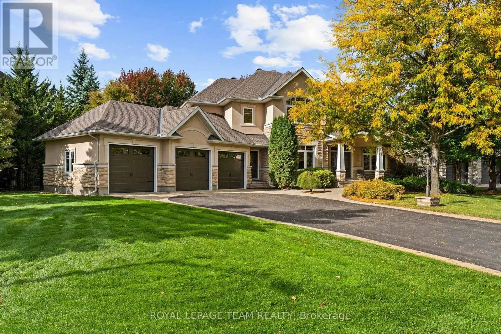 418 LOCKMASTER CRESCENT