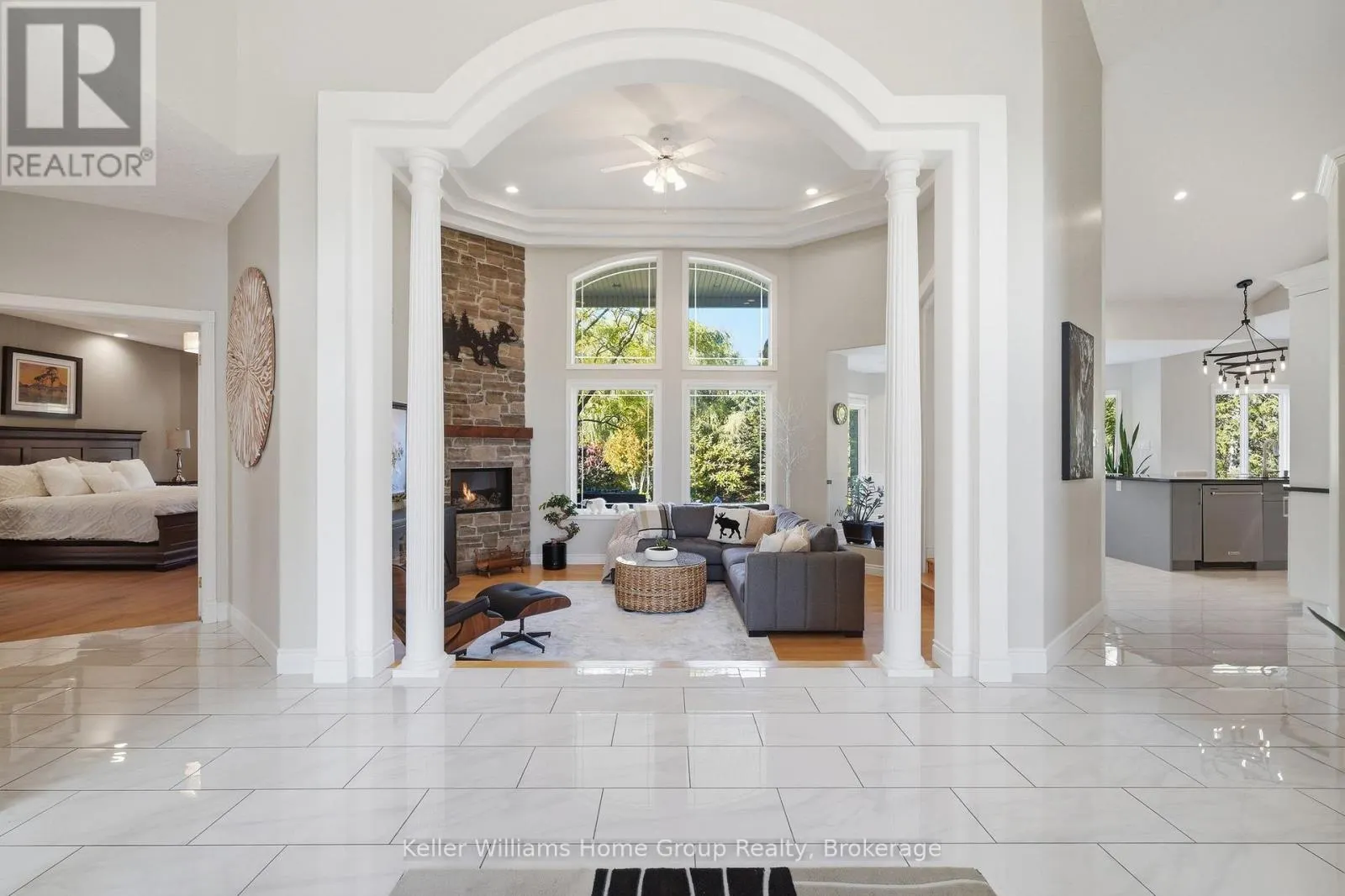 1194 HUNT CLUB ROAD