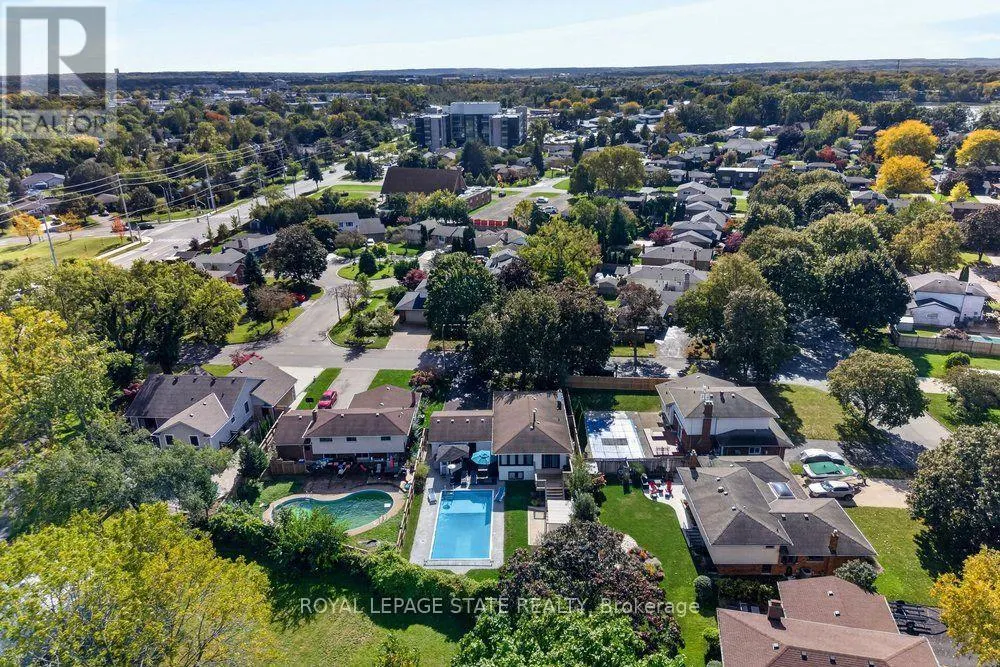 3 REGATTA DRIVE