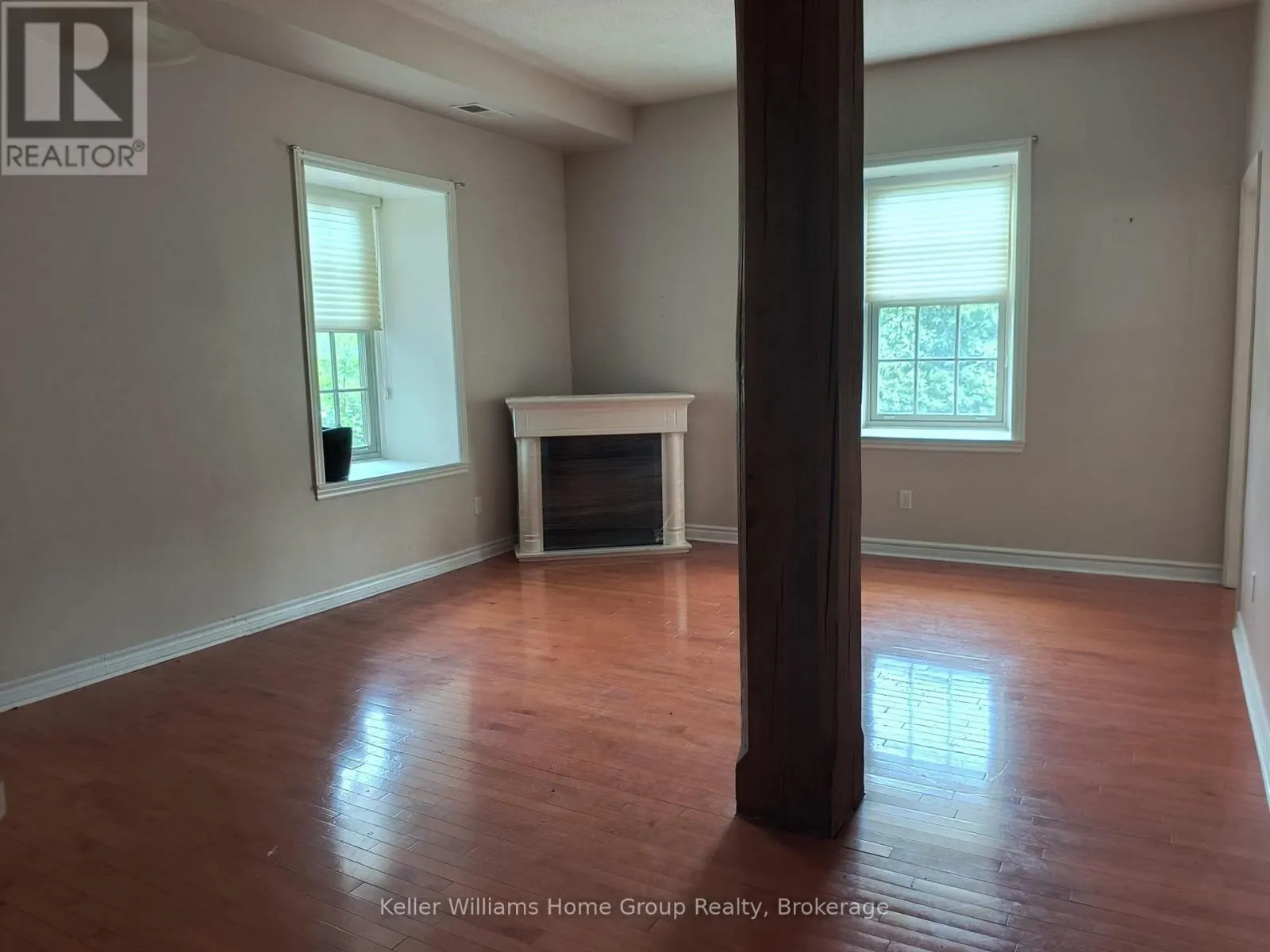 102 - 470 ST ANDREW STREET E #102