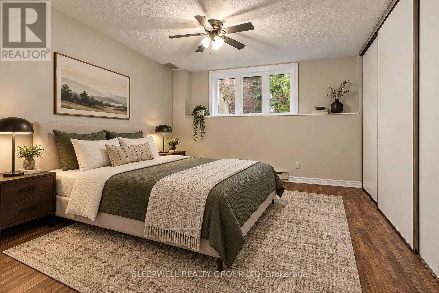 4 - 394 BRISTON PRIVATE