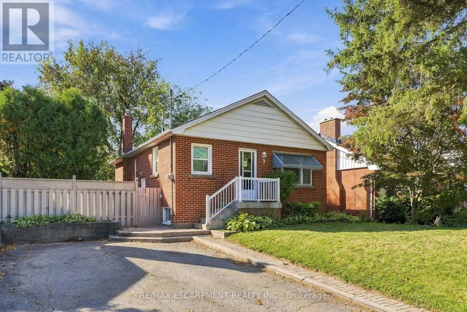 7 SHELDON STREET