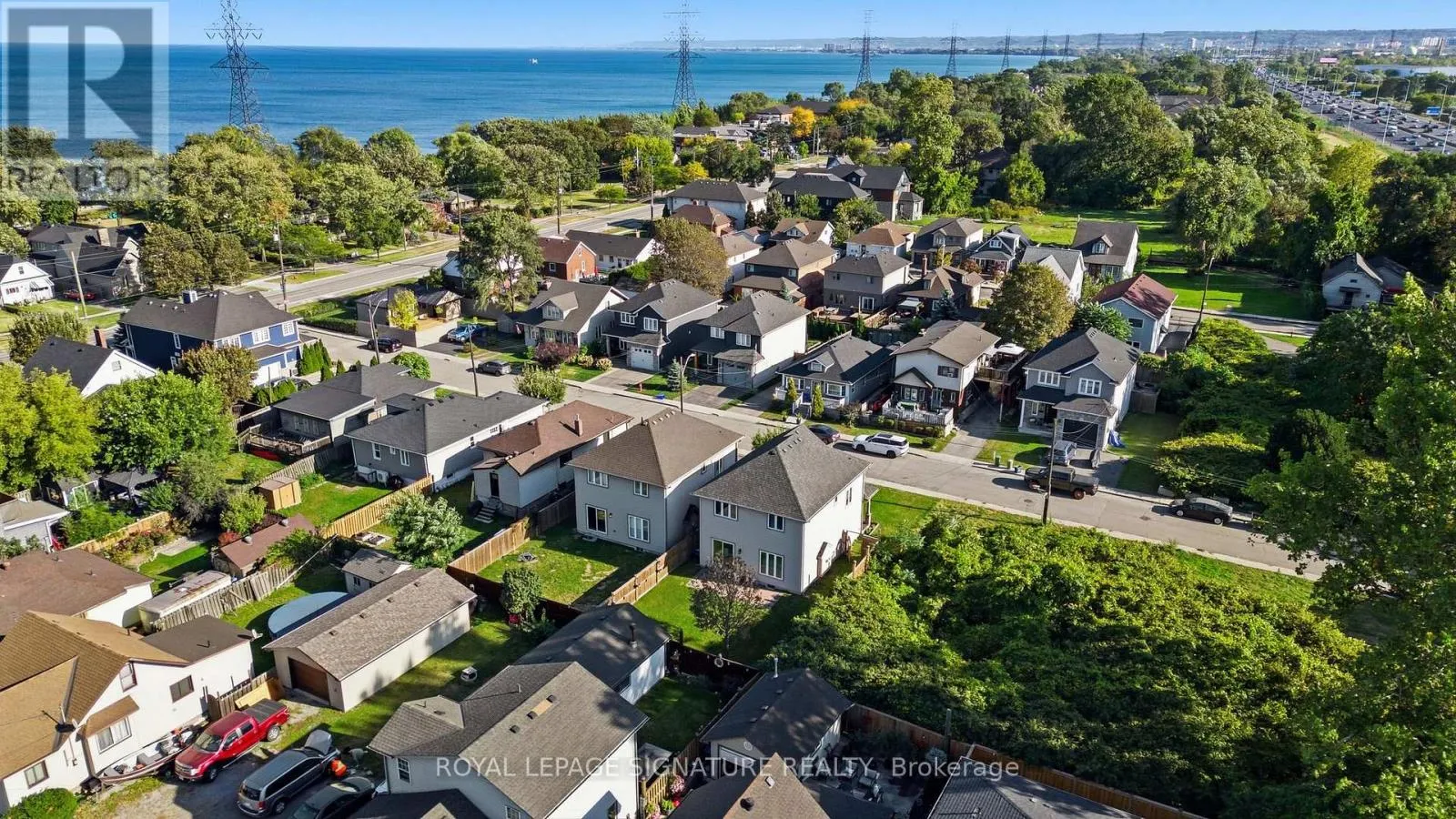 17 LAGOON AVENUE