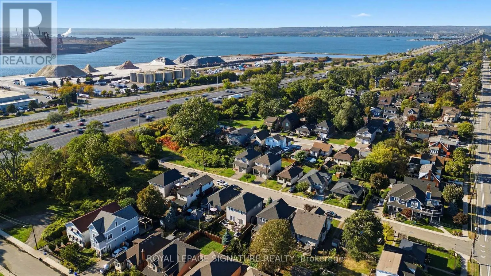 17 LAGOON AVENUE