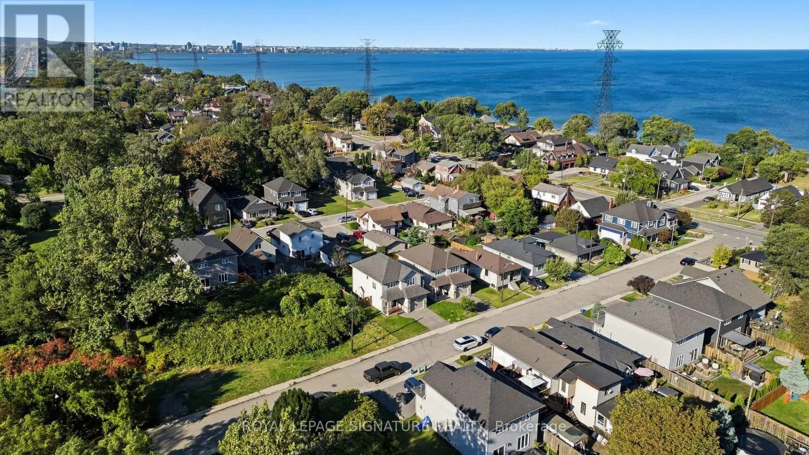 17 LAGOON AVENUE