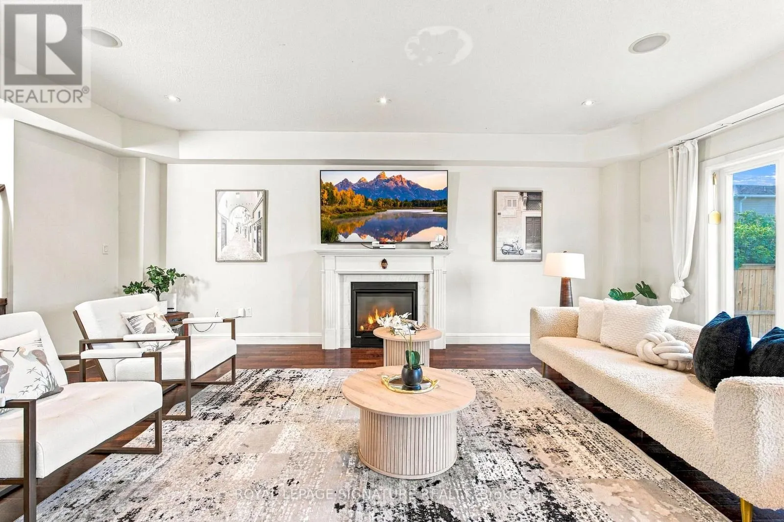 17 LAGOON AVENUE