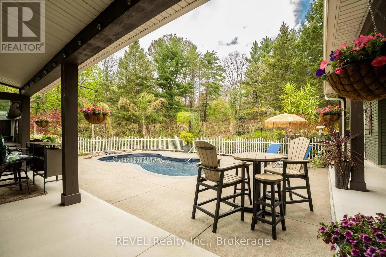 573 CANBORO ROAD