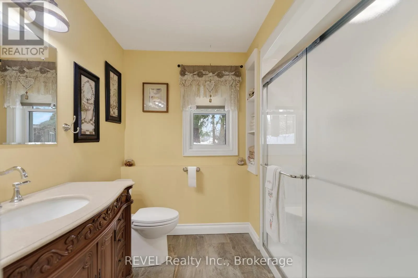 573 CANBORO ROAD