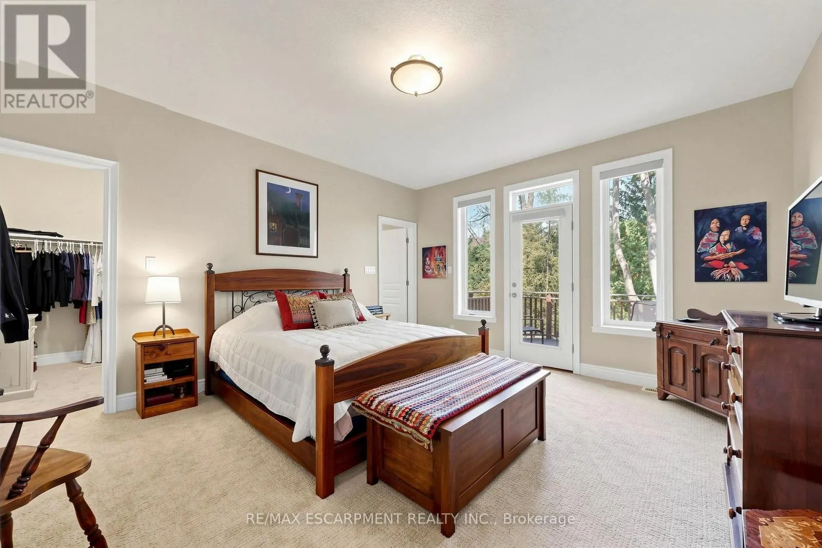 118 FOXRIDGE DRIVE