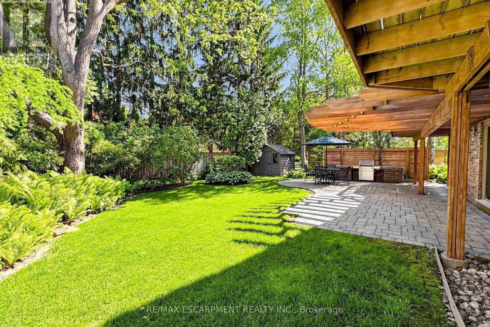 118 FOXRIDGE DRIVE