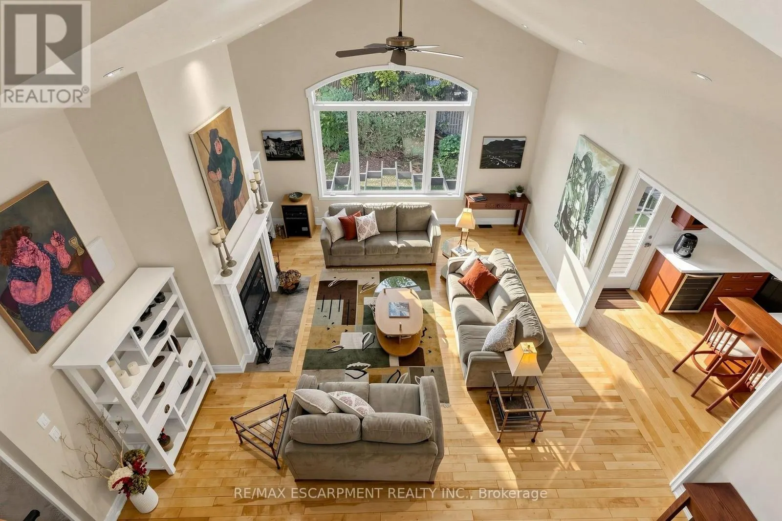 118 FOXRIDGE DRIVE