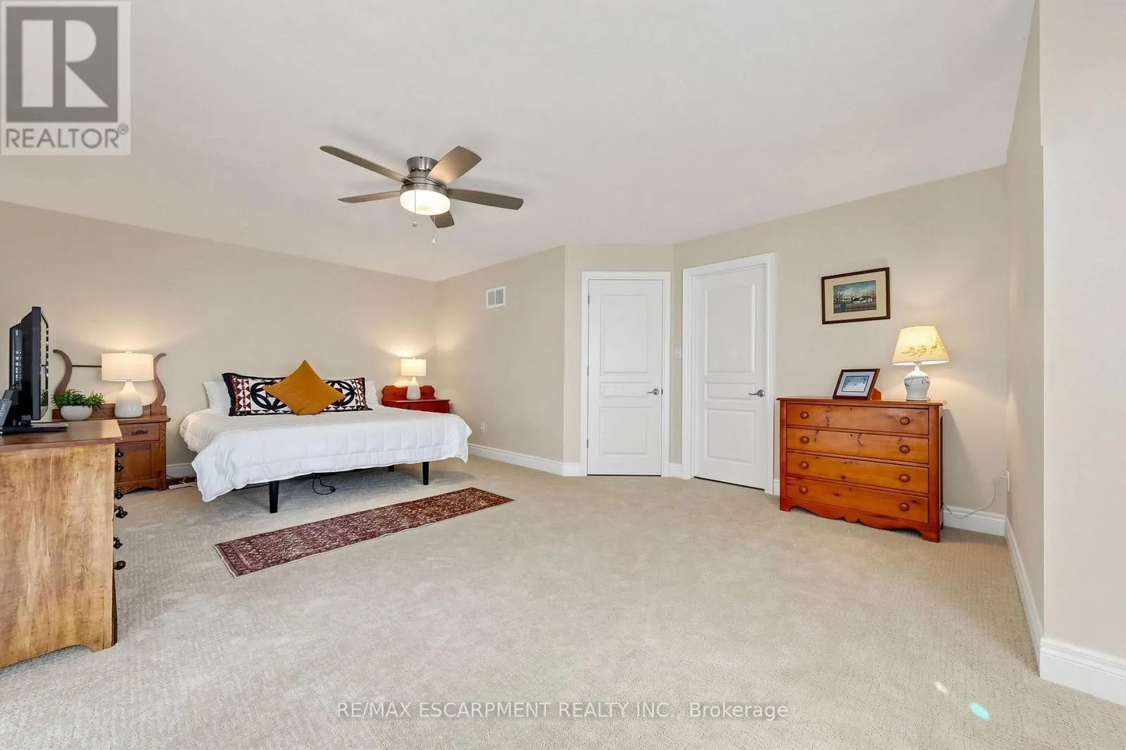 118 FOXRIDGE DRIVE