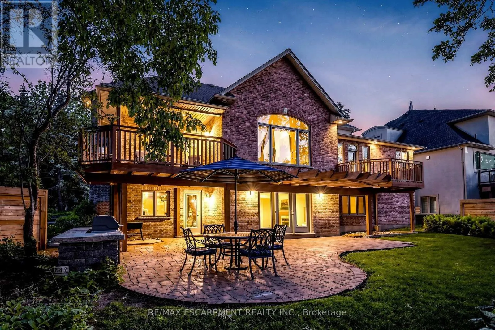 118 FOXRIDGE DRIVE