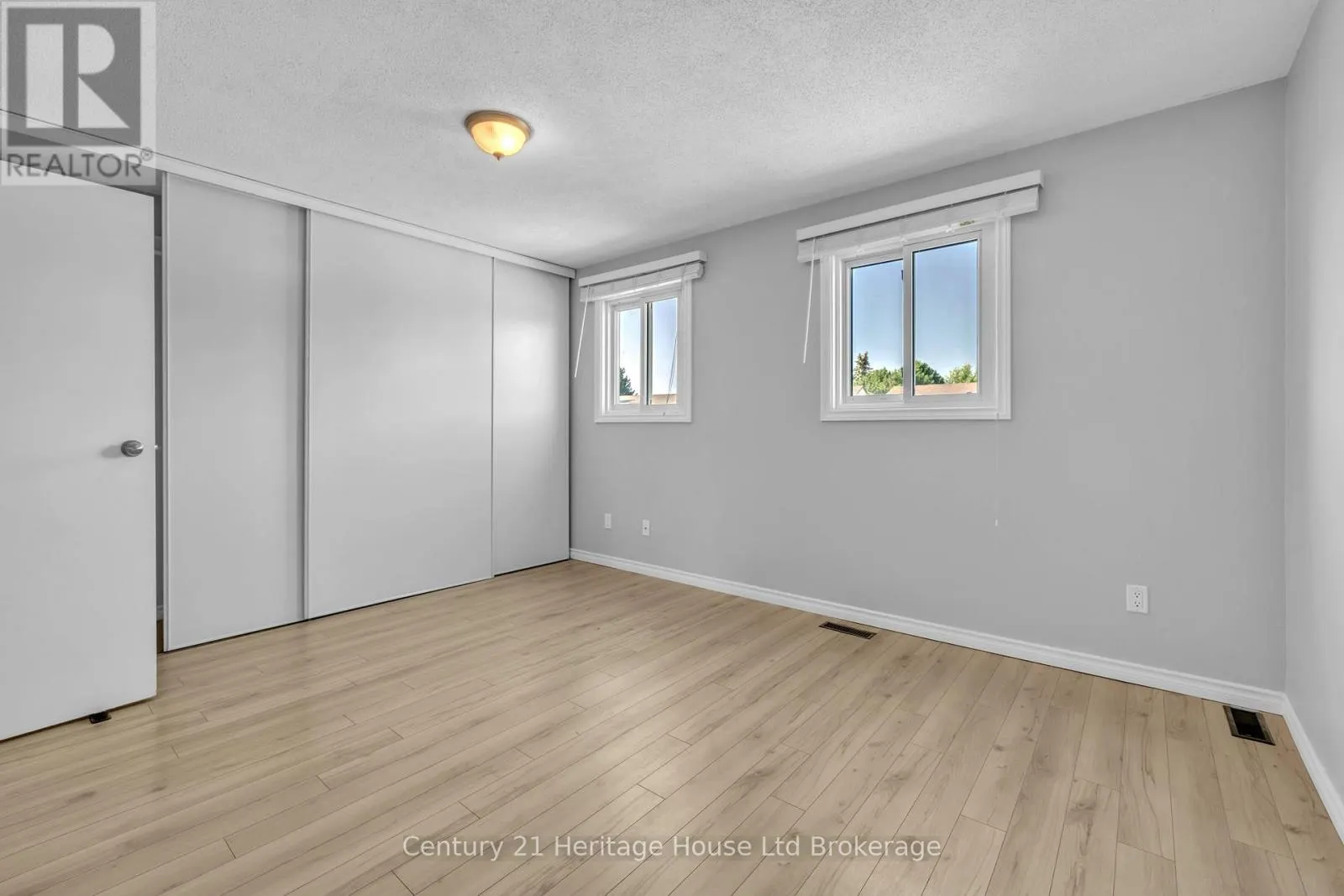 2 - 1135 NELLIS STREET #2
