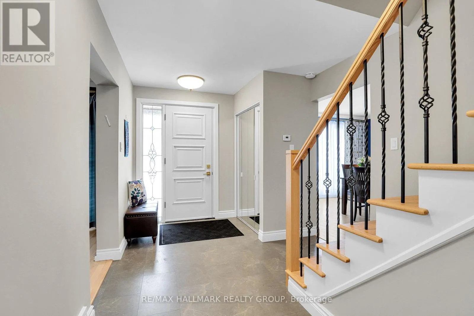 1712 PLAYFAIR DRIVE