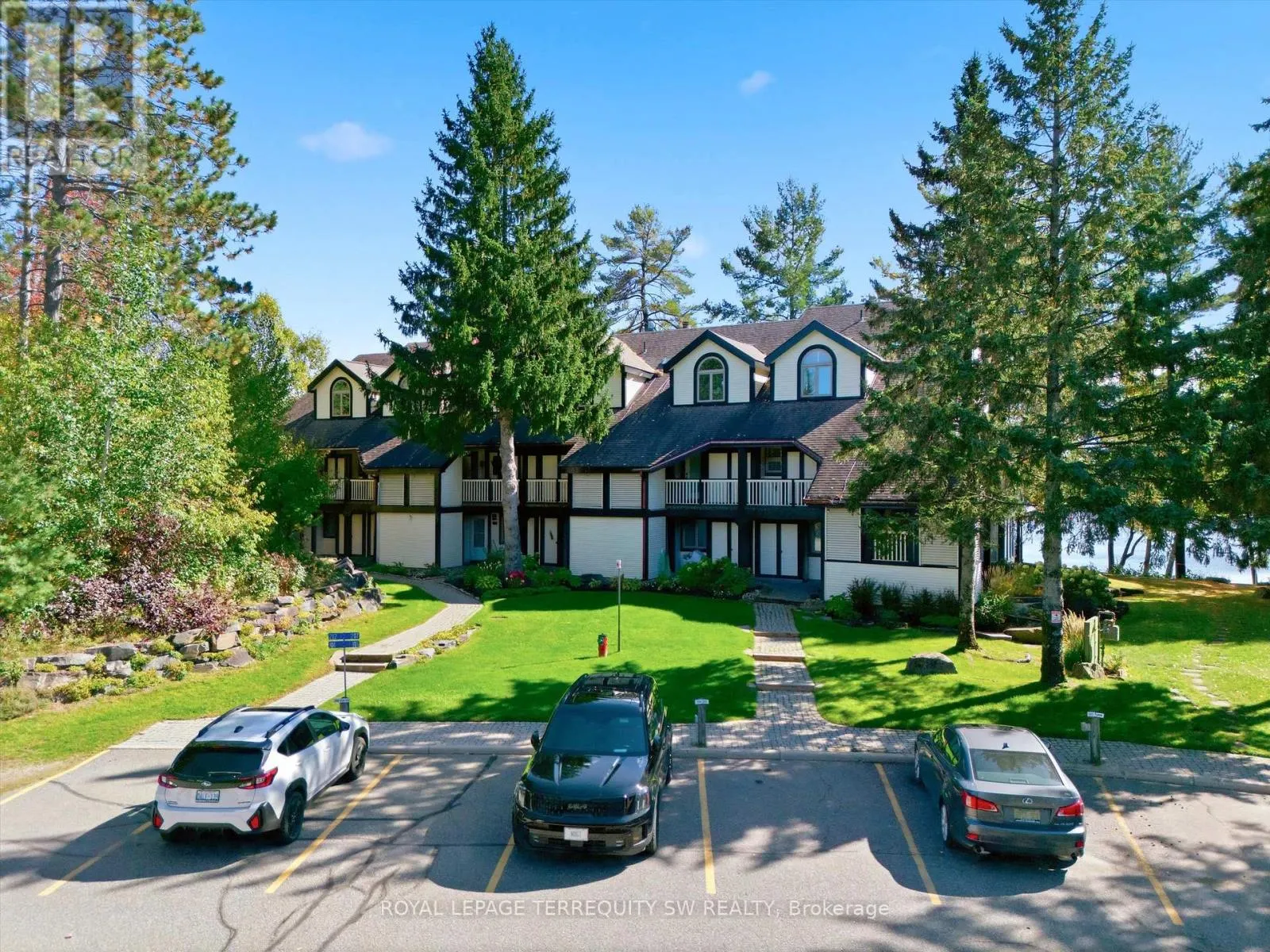 210 - 10 COVESIDE DRIVE